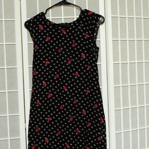 Black Dress w/ Red Roses & Daisy's